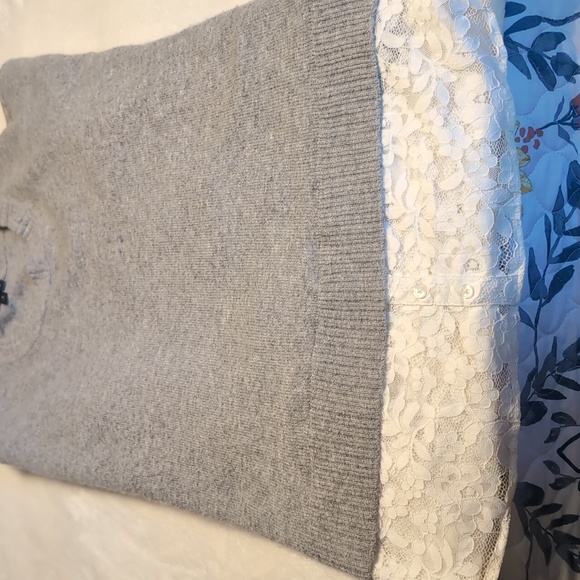 Sweater - Picture 2 of 4